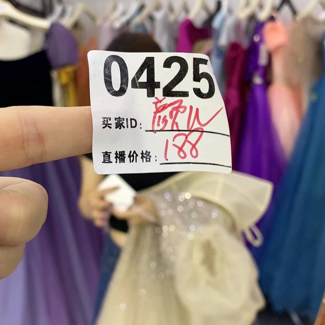 二手婚纱礼服已知脏瑕