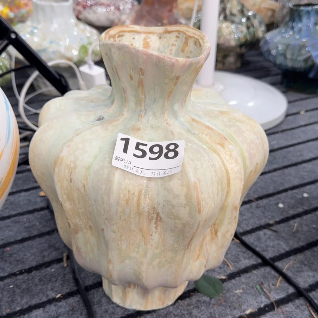 B***a摆件景德镇高温花瓶编码1598默认无孔