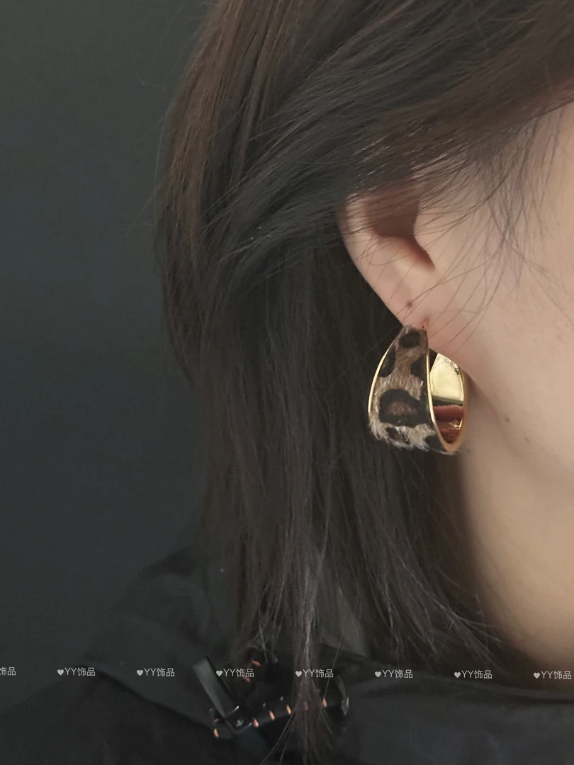合金绒毛耳饰 马毛豹纹耳圈复古时尚高级百搭气质欧美个性个性