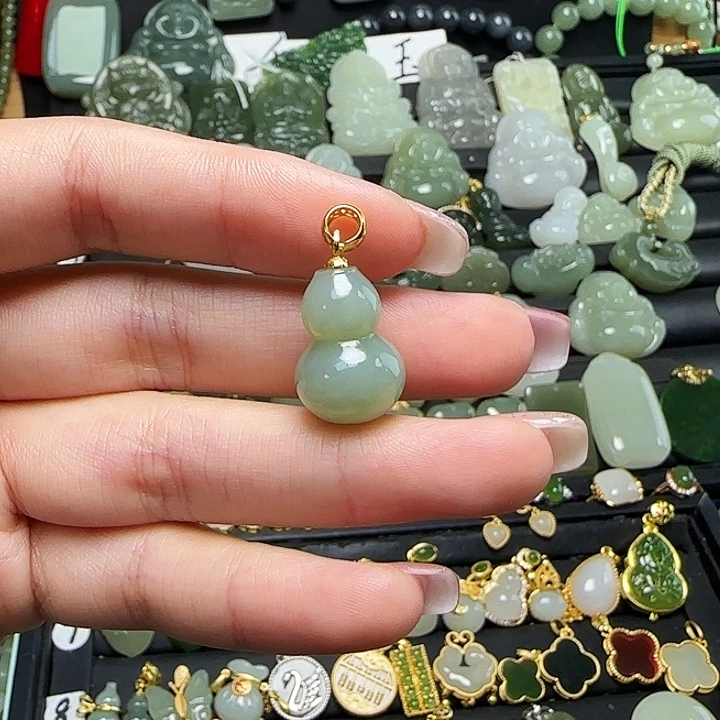 颈饰银S925镶嵌和田玉