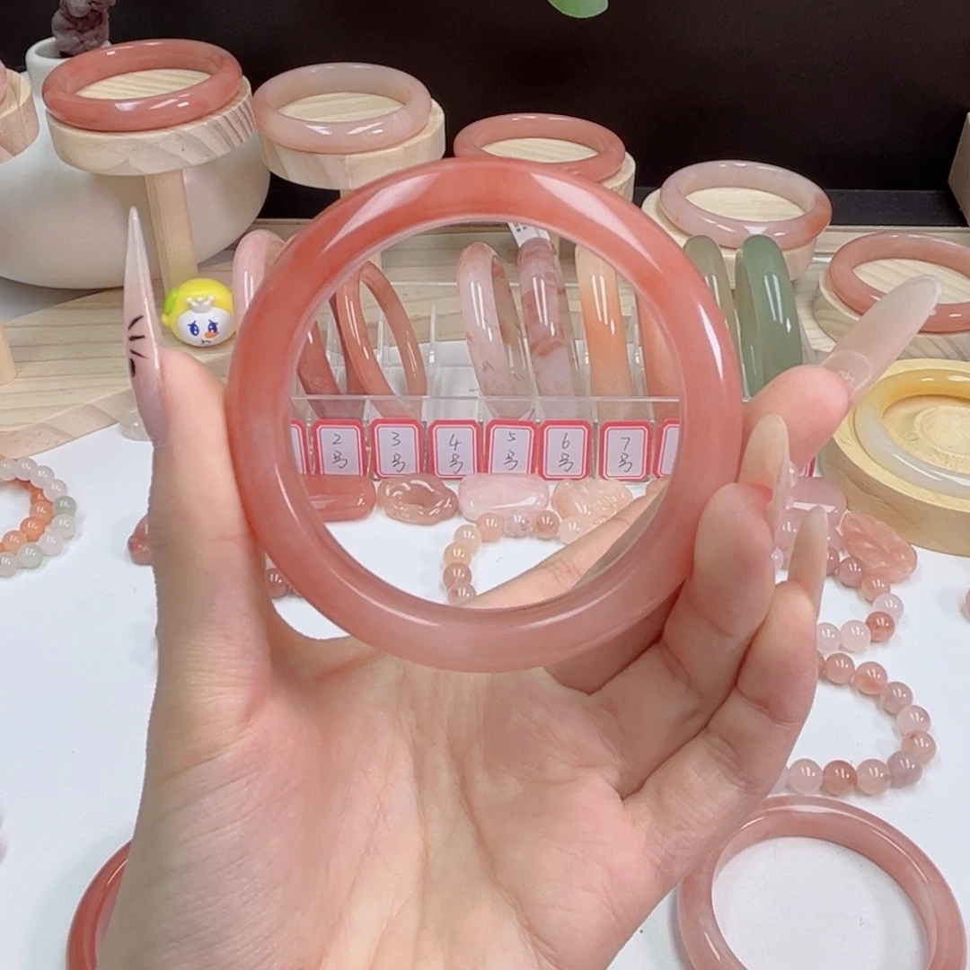 9***2石英质玉未镶嵌手镯