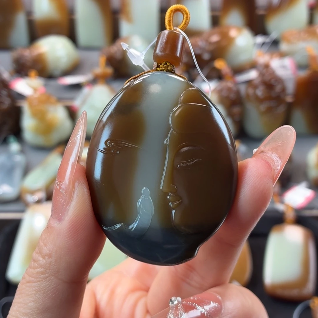 韩***！和田玉未镶嵌颈饰