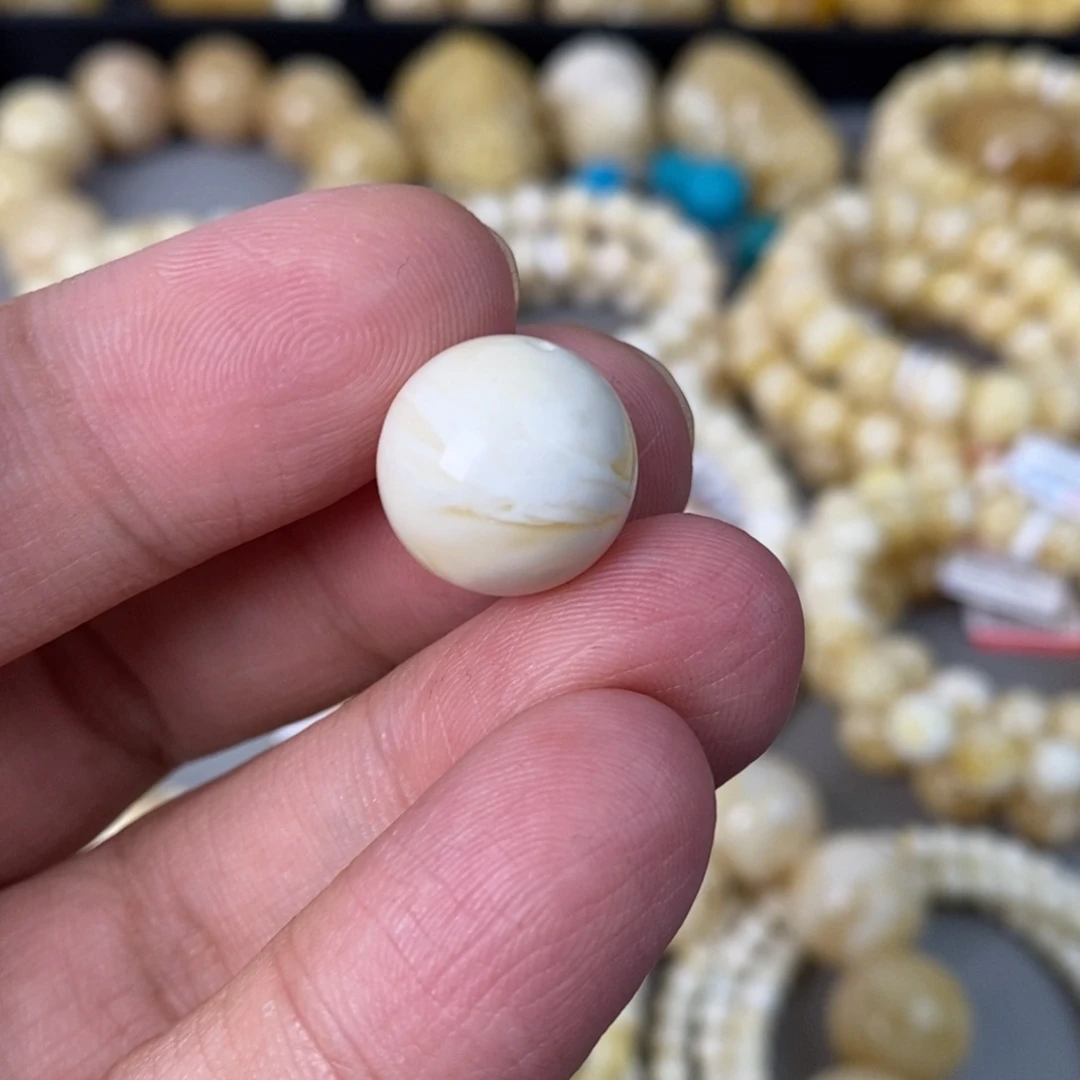 未镶嵌蜜蜡珠宝奇石15.1mm 1.85g
