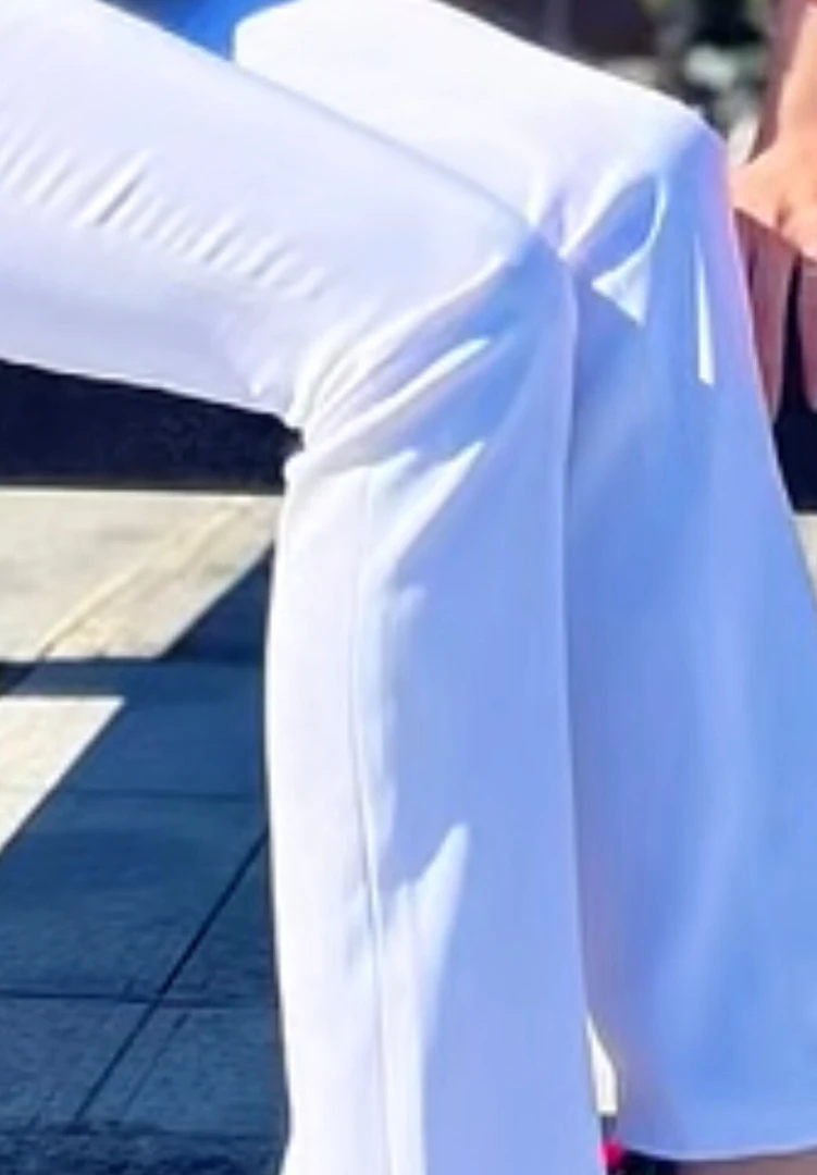 金花服饰白色裤子