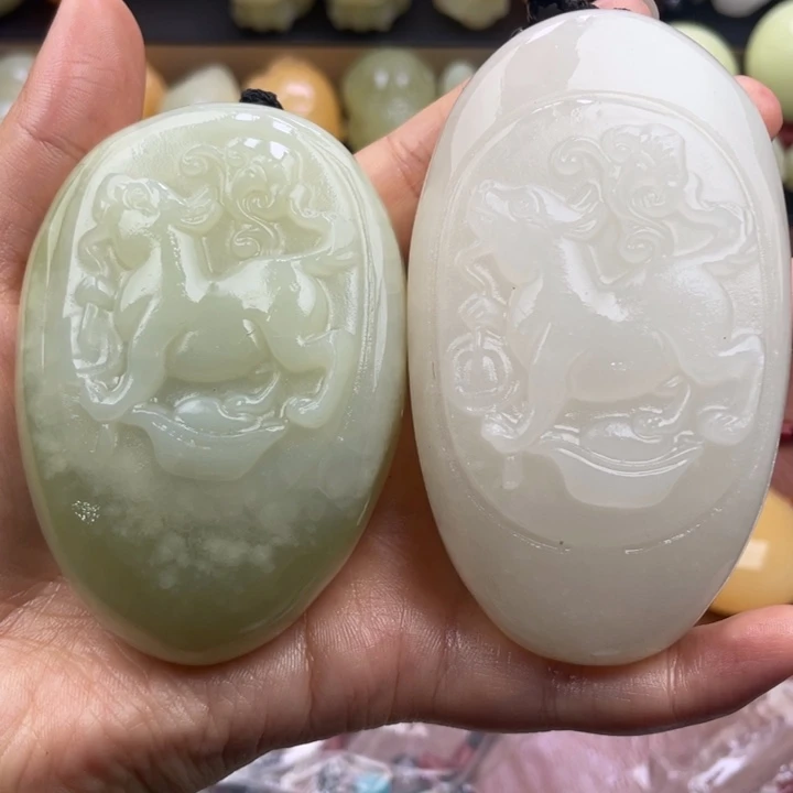 瀚***爷石材天然古青石手把件
