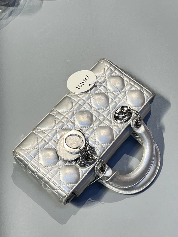 95新 DIOR/迪奥 夏七中古/太空银横版戴妃手提包/1230533