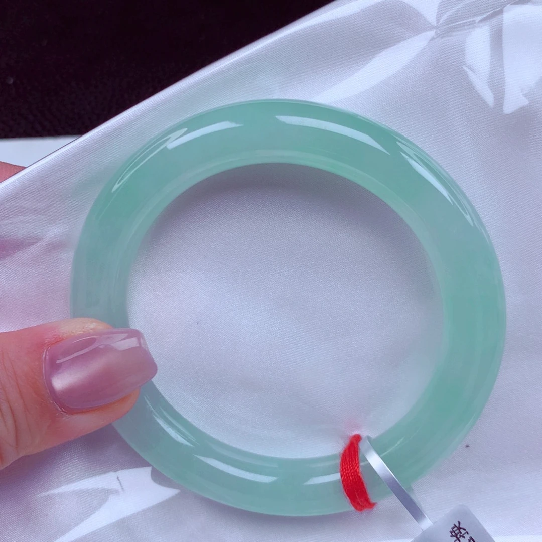 翡翠未镶嵌手镯手镯