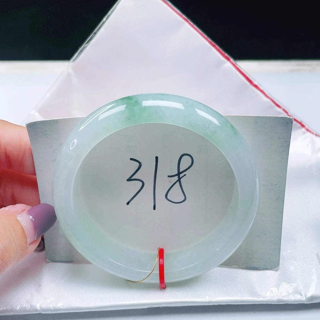 翡翠未镶嵌手镯缅甸翡翠55+