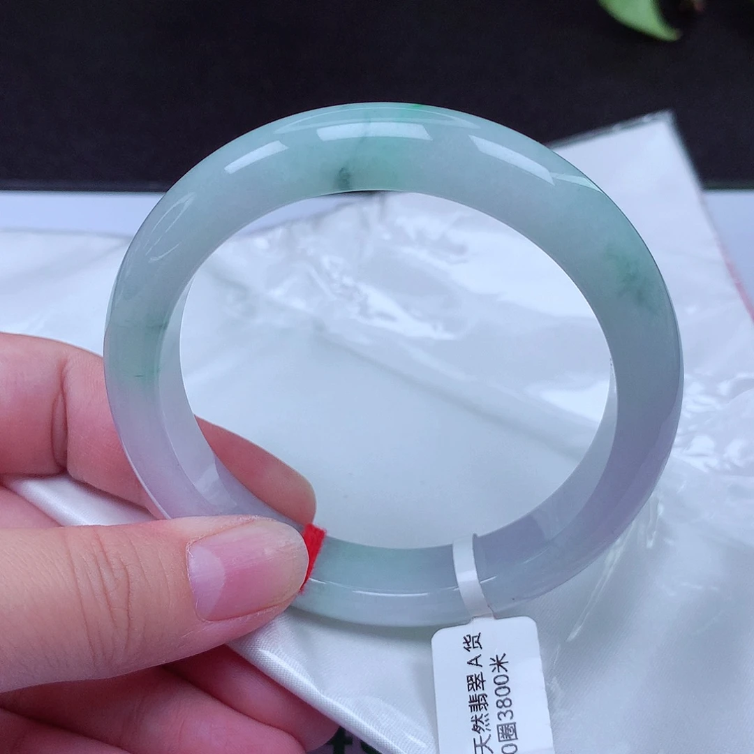 翡翠手镯未镶嵌59圈