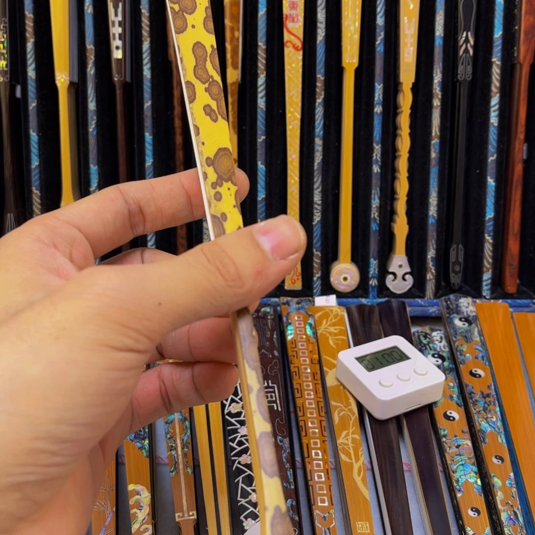 扇子H****8手工制作文玩精品