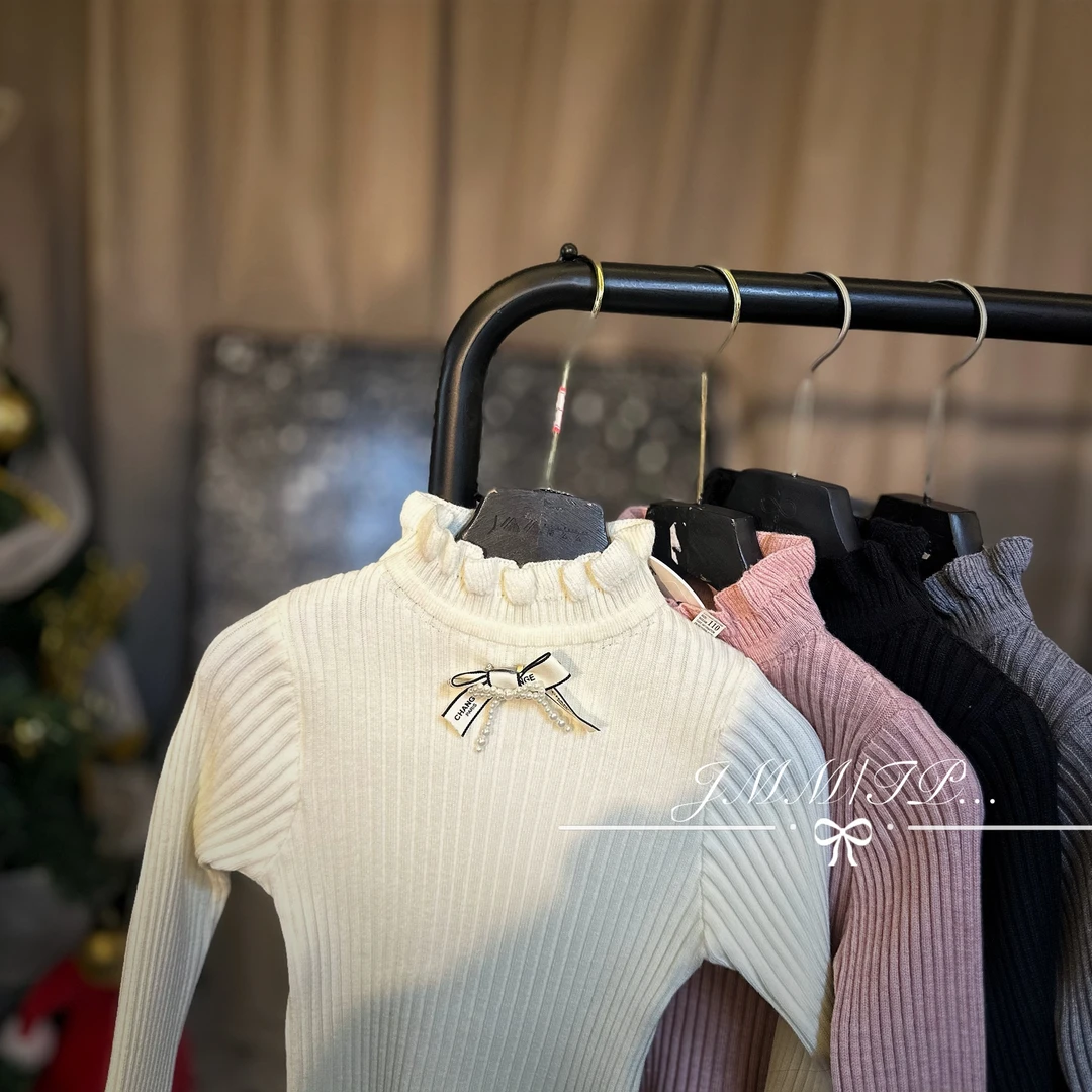 【秋冬款】D026设计师设计时尚走秀珍珠打底衫