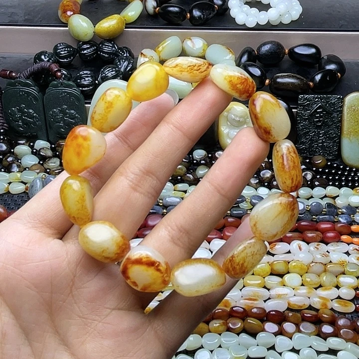 和田玉未镶嵌手链