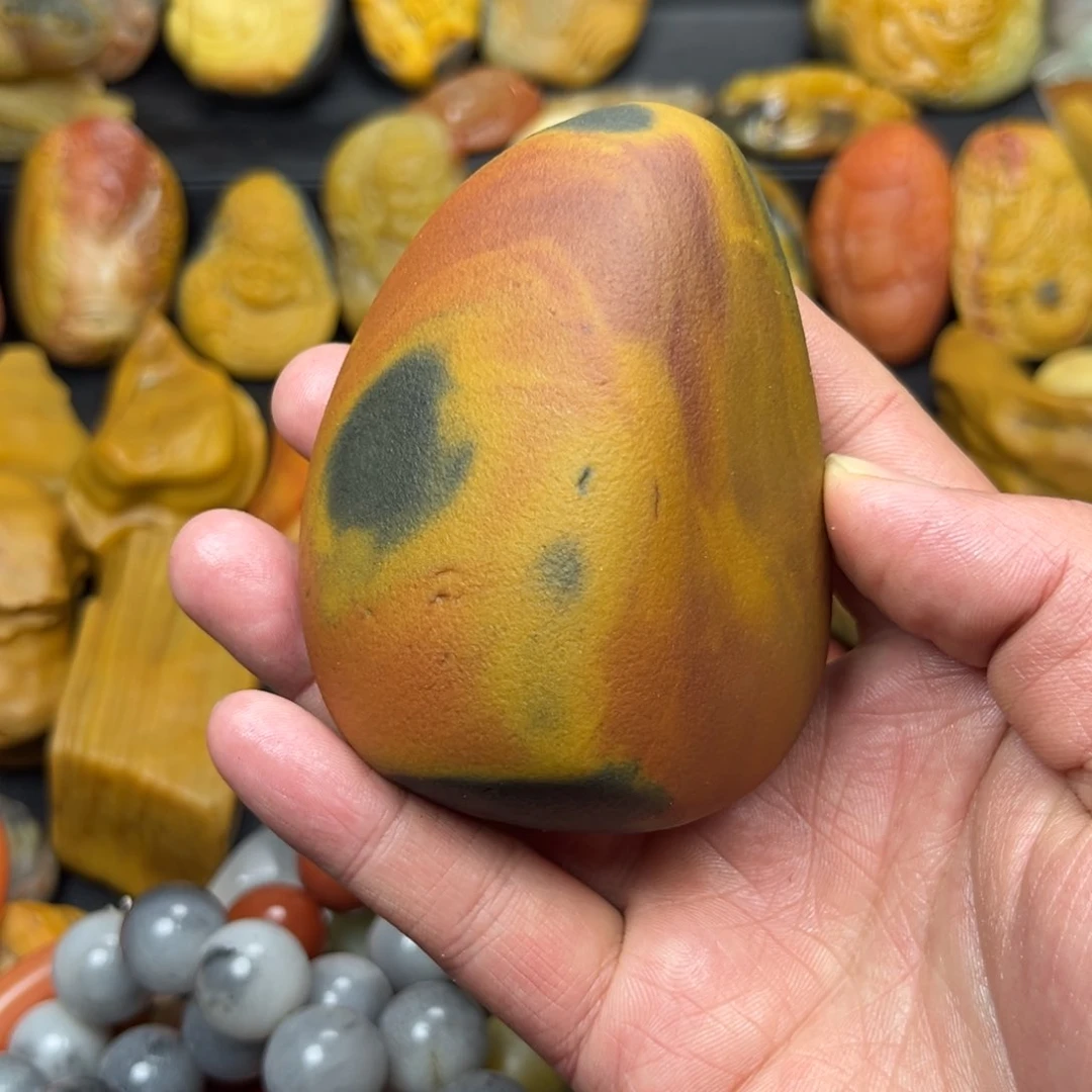 石英质玉颈饰合金一**李