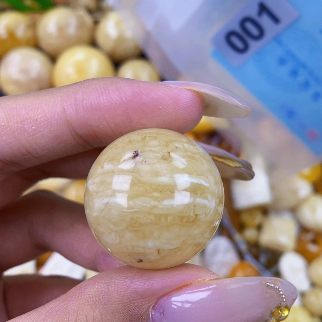 琥珀未镶嵌珠宝奇石25.2 粉