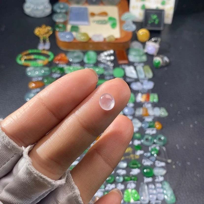 【闪购商品】翡翠挂件未镶嵌蛋