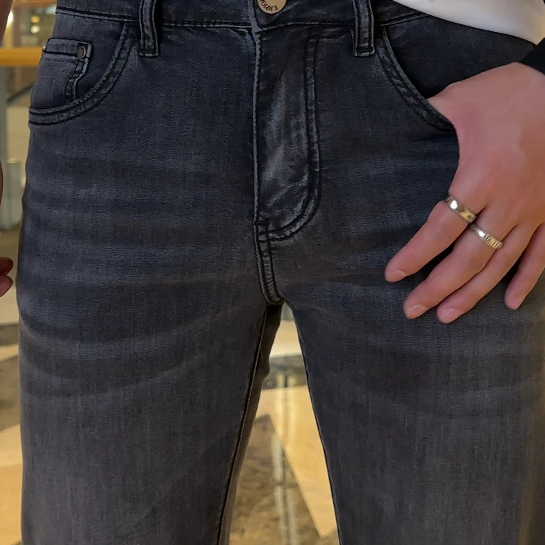 2025夏季薄款高端男士洗水灰色轻奢牛仔裤百搭修身小直筒长裤