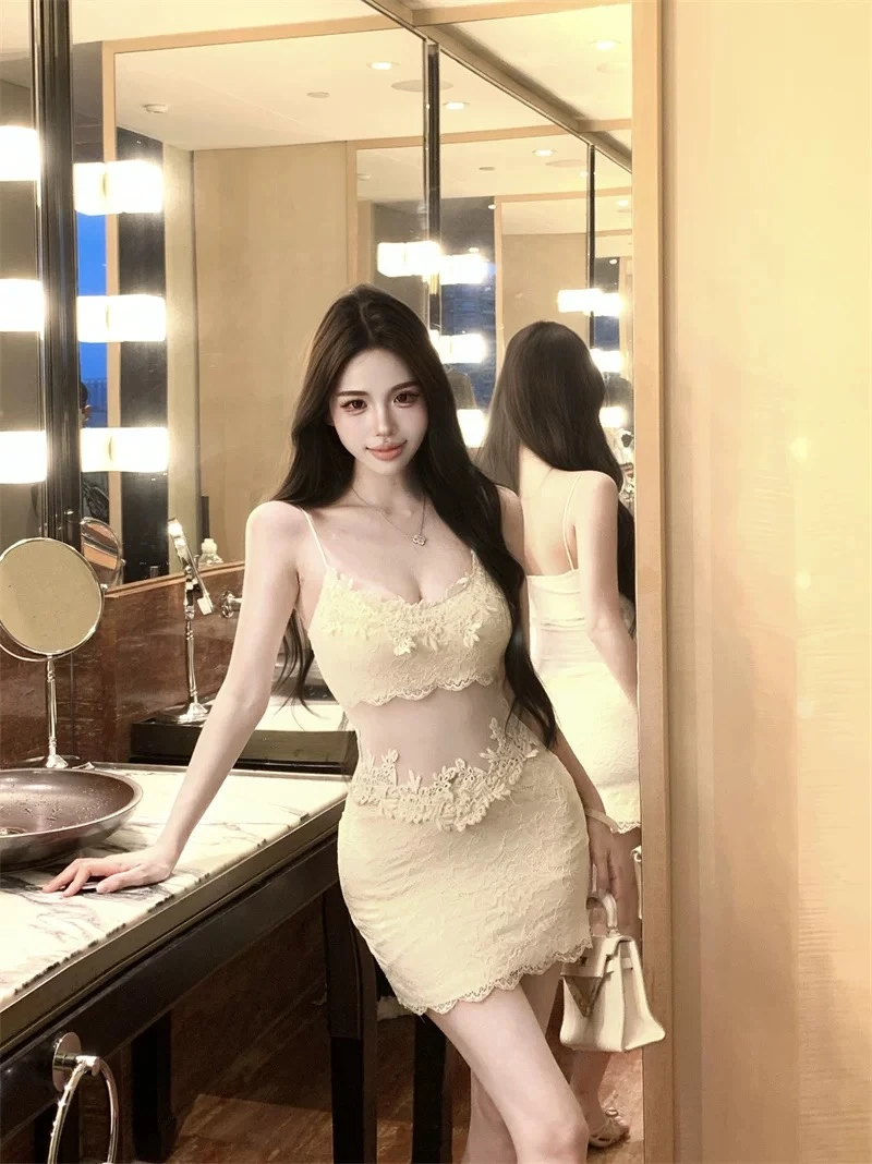 GGE【叶子定制 】法式气质名媛蕾丝镂空吊带连衣裙