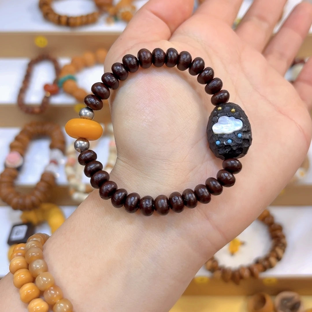 吊坠星月菩提紫金钵