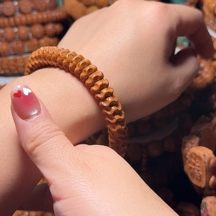 桃核手串龙骨手串