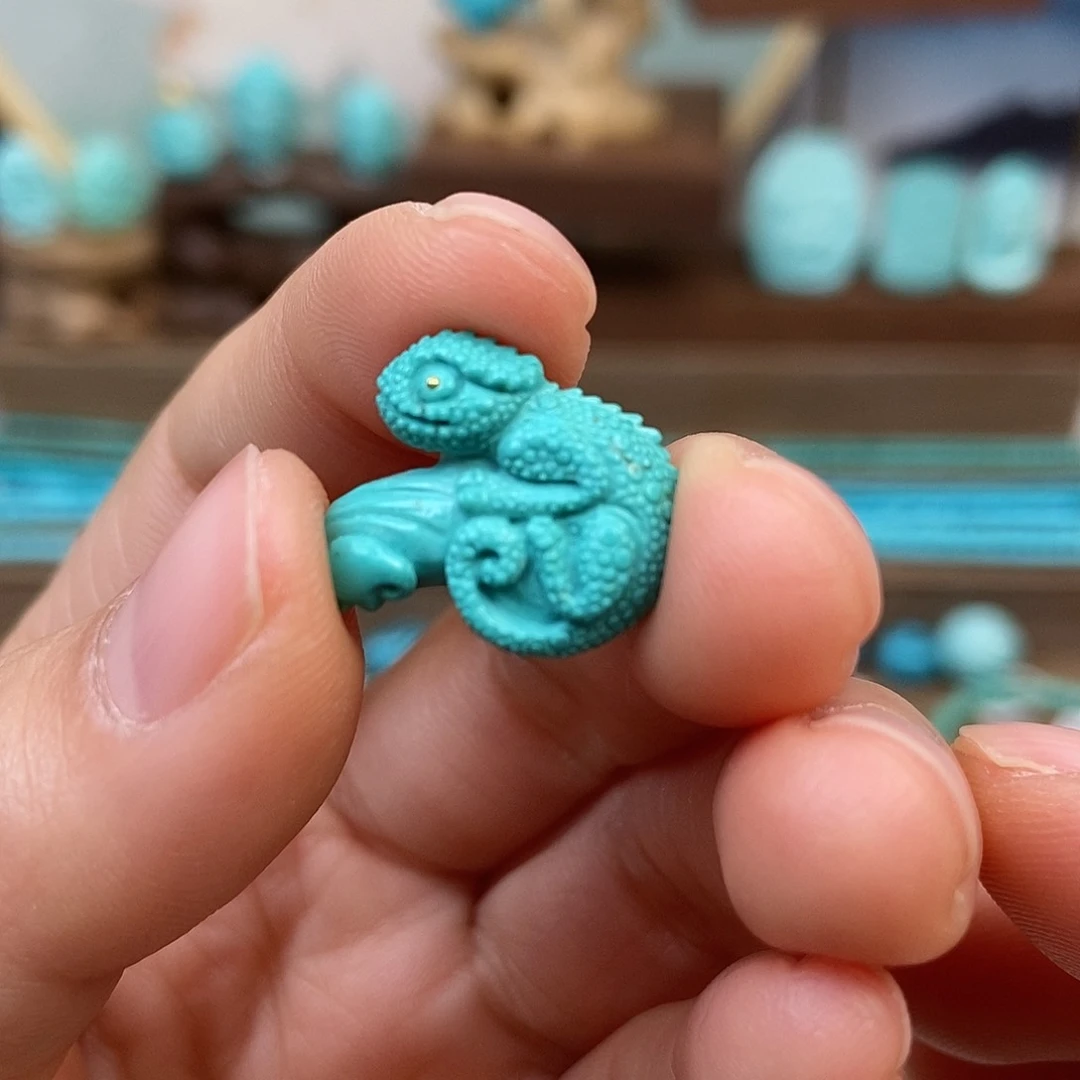 绿松石配饰未镶嵌