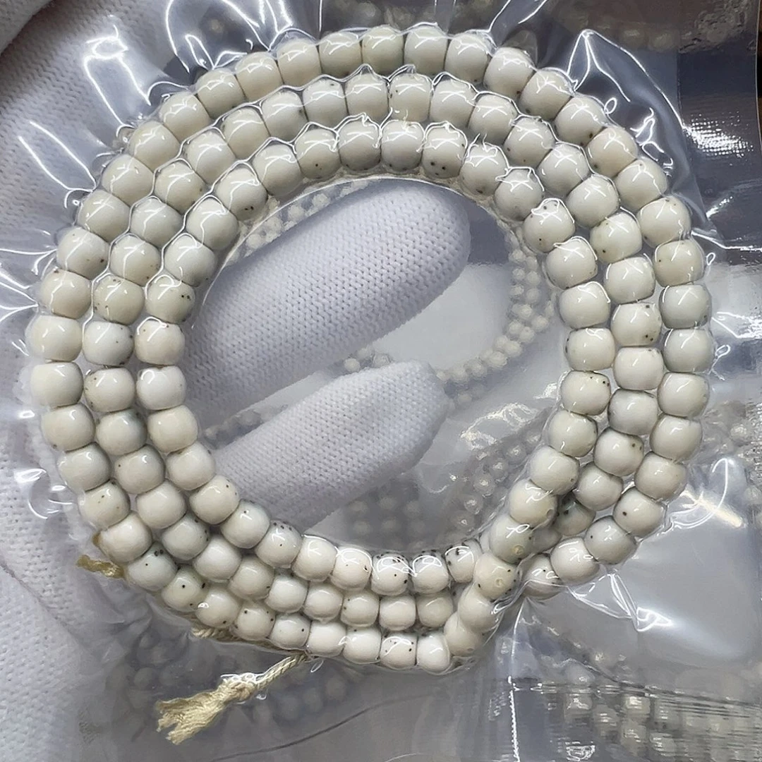 吊坠星月菩提卡6半壁头条