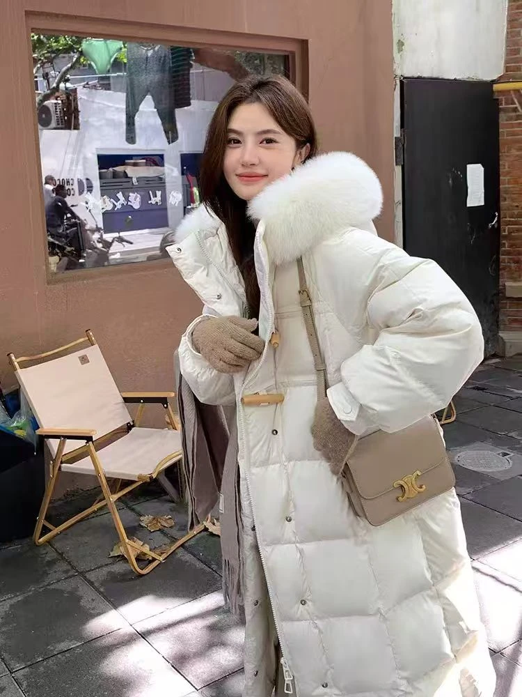 90白鸭绒大长款连帽毛领高充绒量极寒系列保暖羽绒服