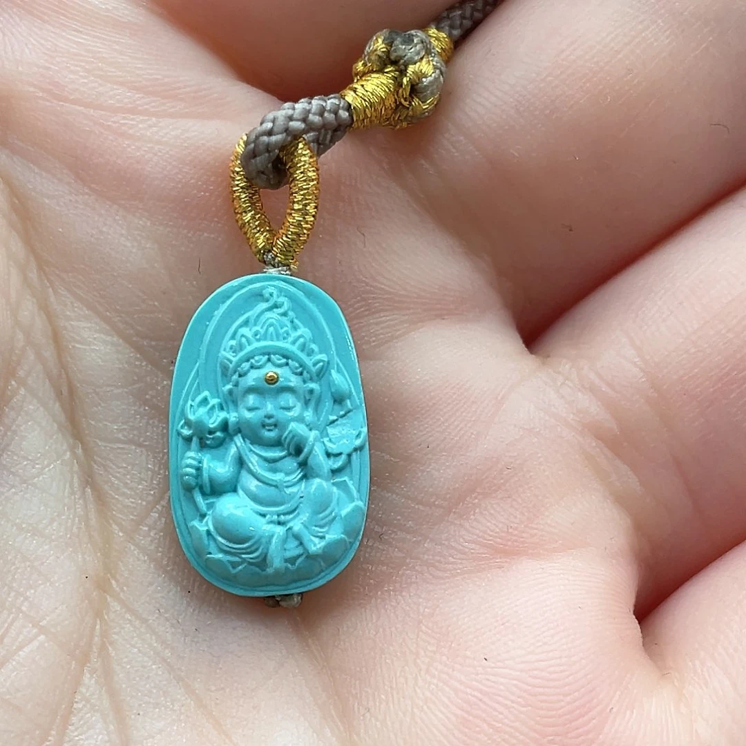 绿松石未镶嵌颈饰