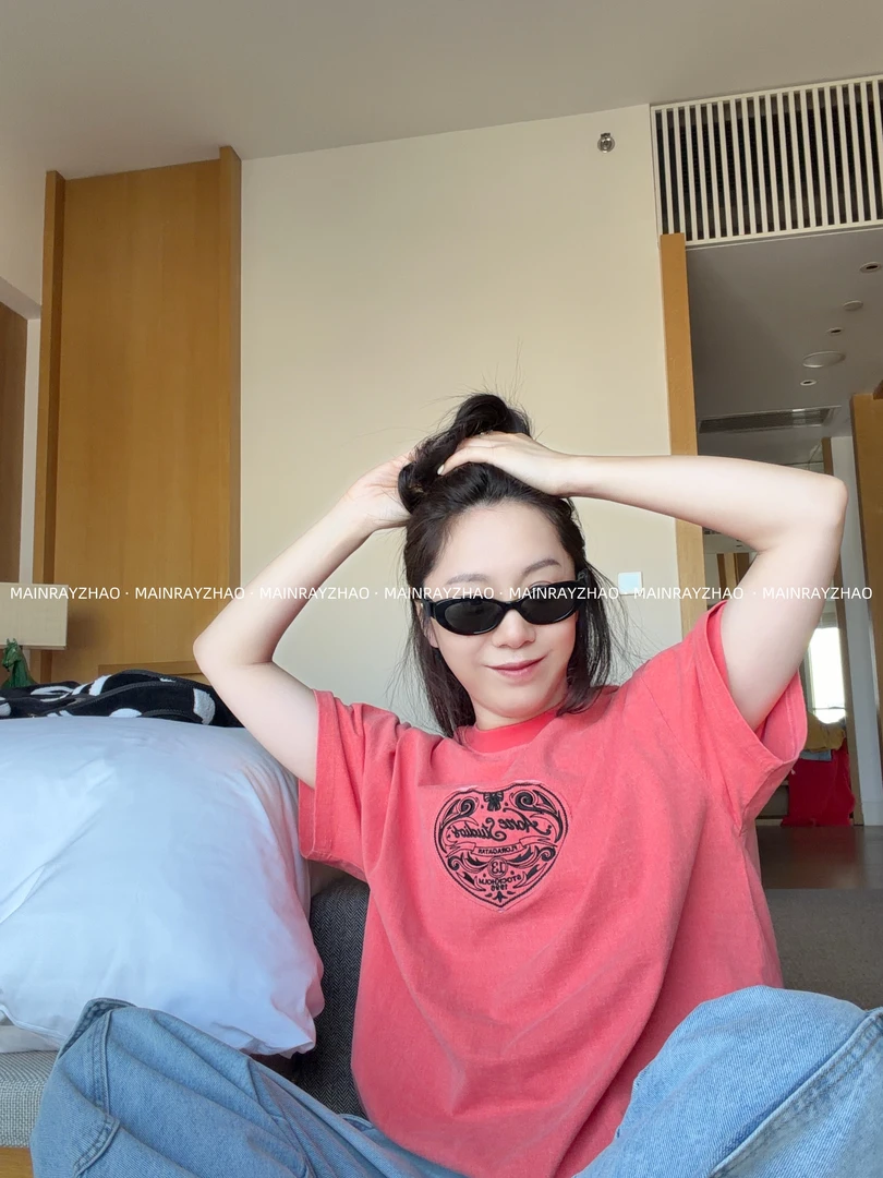 『MAINRAY ZHAO』复古做旧爱心立体贴布刺绣慵懒松弛百搭短袖T恤