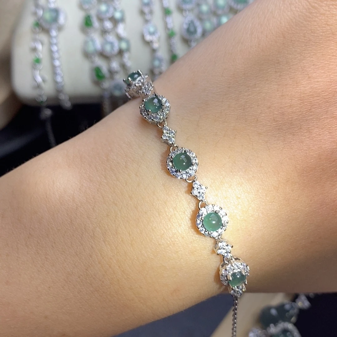 翡翠未镶嵌颈饰天然