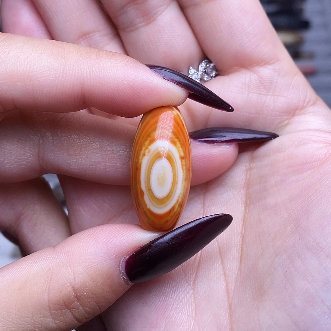 未镶嵌颈饰玛瑙/玉髓