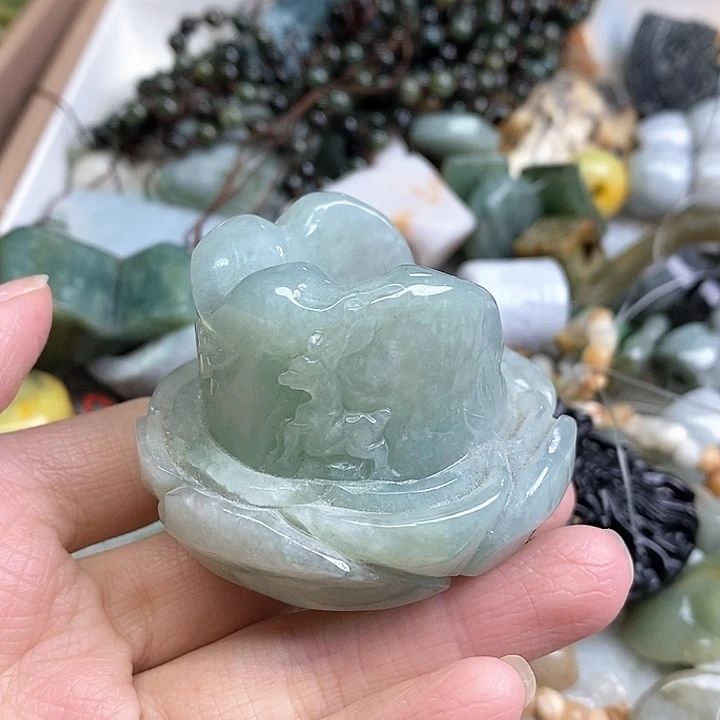 解***件翡翠未镶嵌颈饰天然翡翠