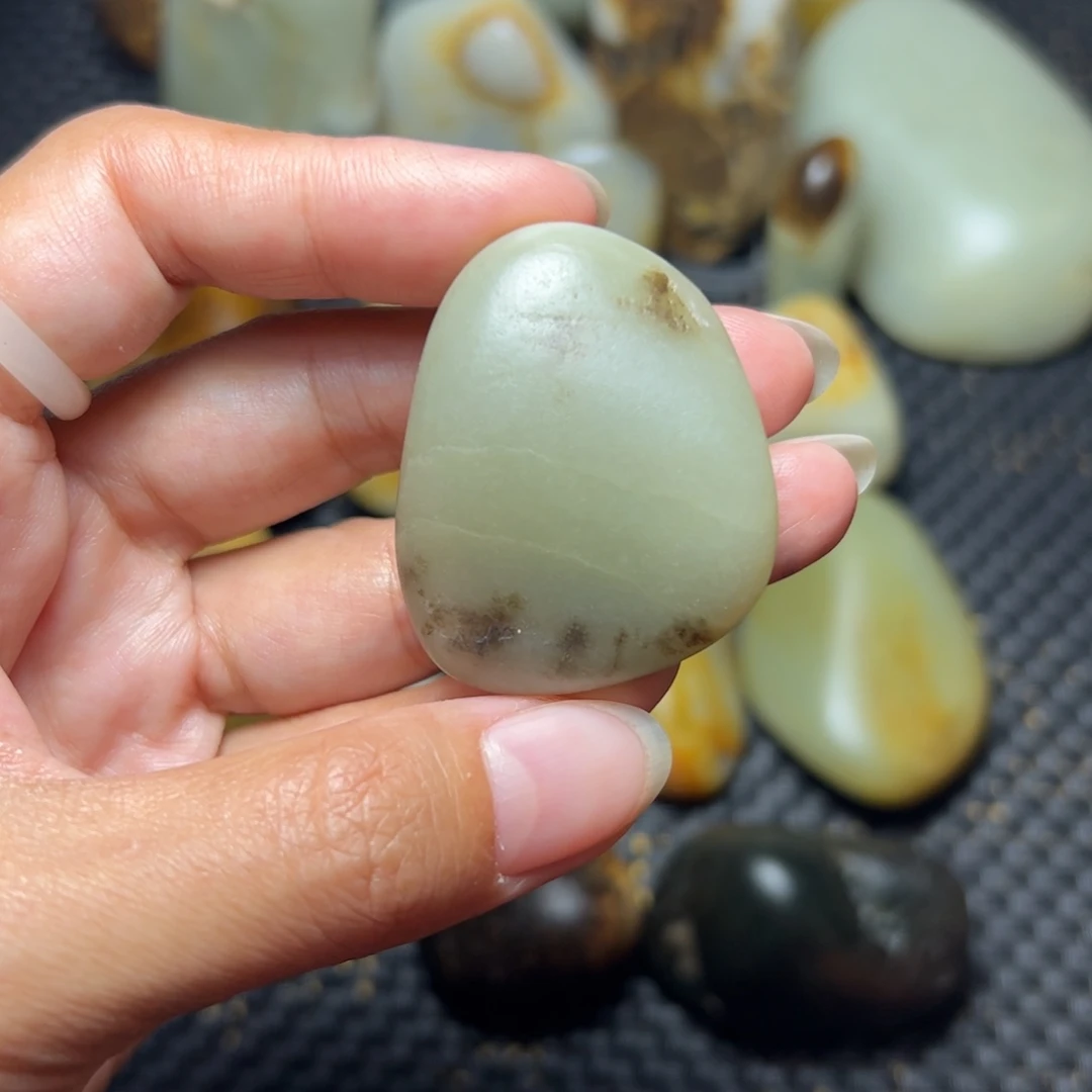 未镶嵌和田玉挂件3