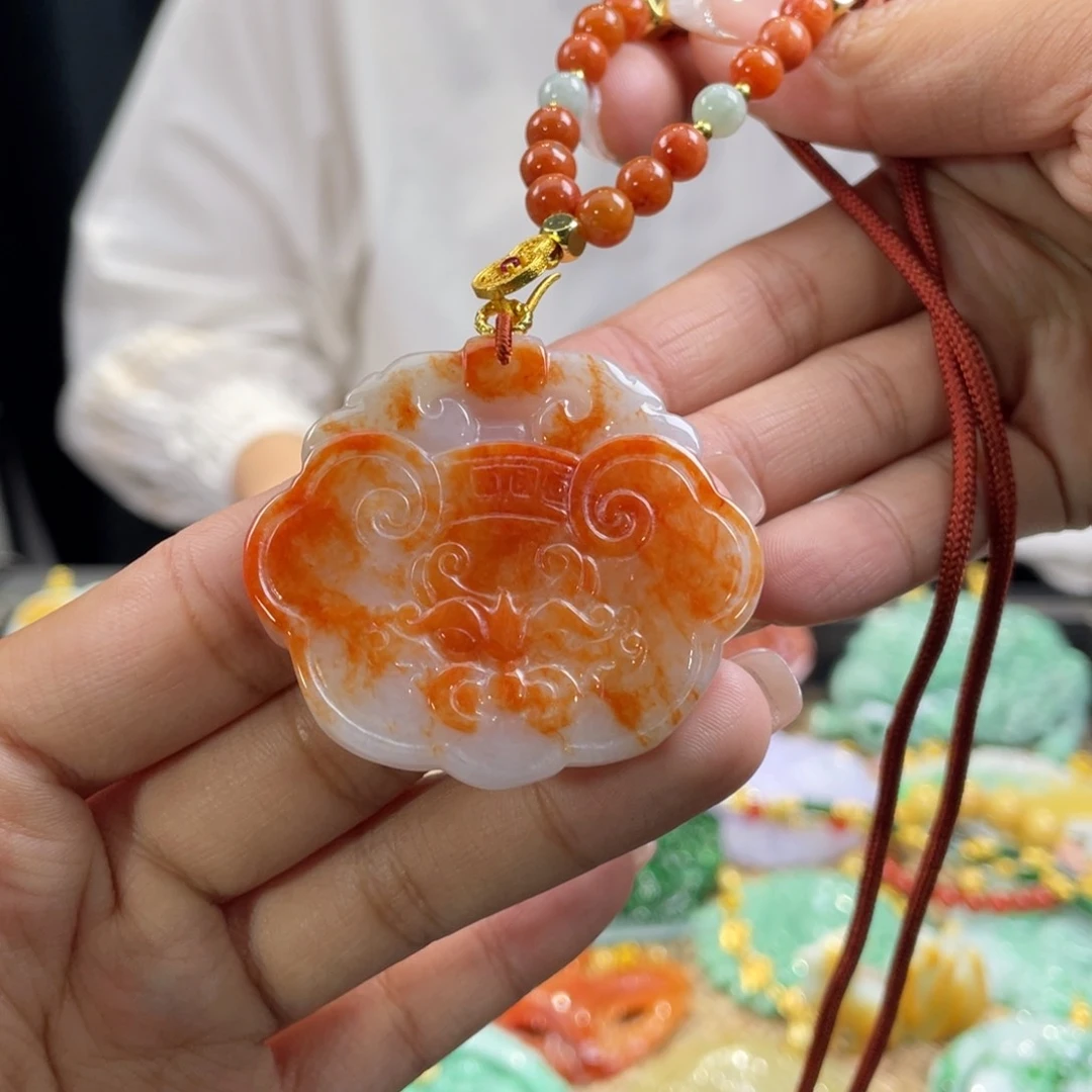 翡翠颈饰未镶嵌代编织