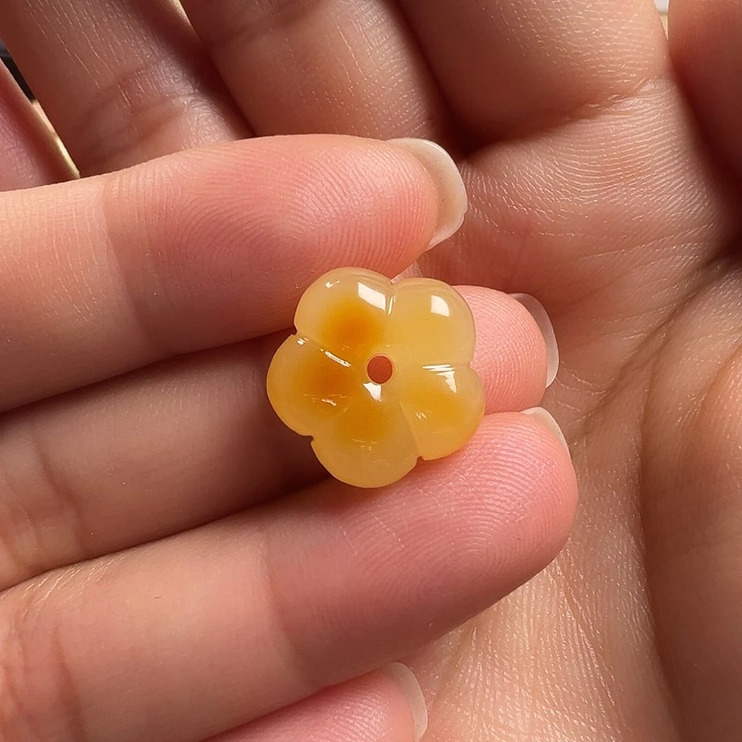 蜜蜡颈饰未镶嵌五瓣花