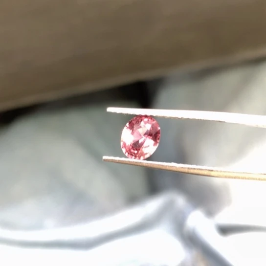 裸石蓝宝石天然帕帕拉恰1.17ct