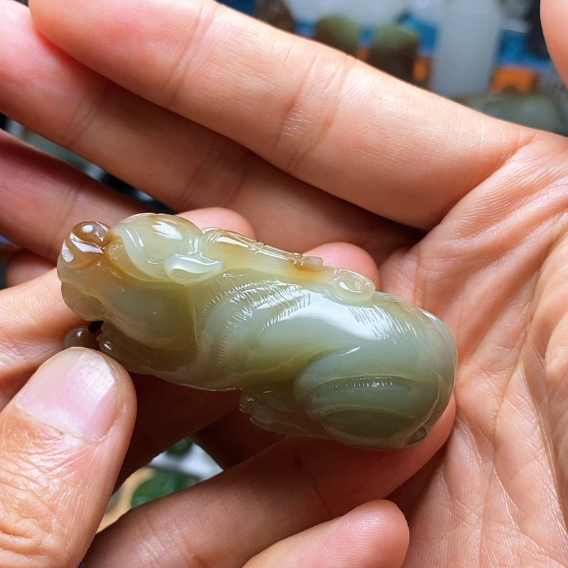 【闪购商品】颈饰未镶嵌和田玉馨*