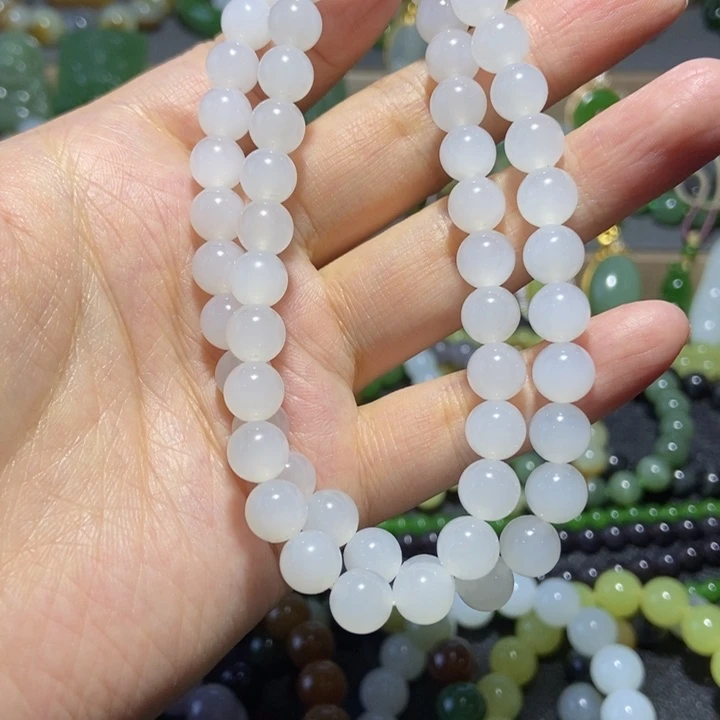 和田玉未镶嵌项链