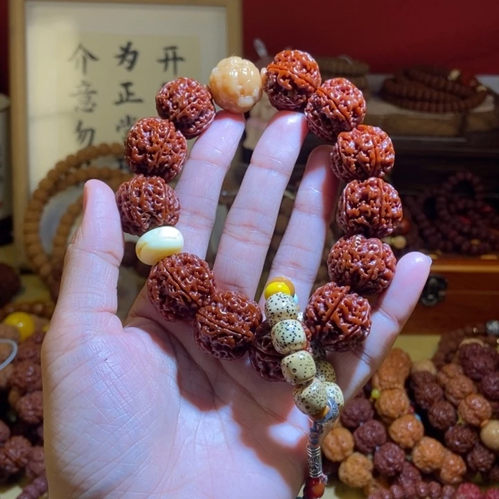 吊坠金刚菩提216玉化貔貅星月款