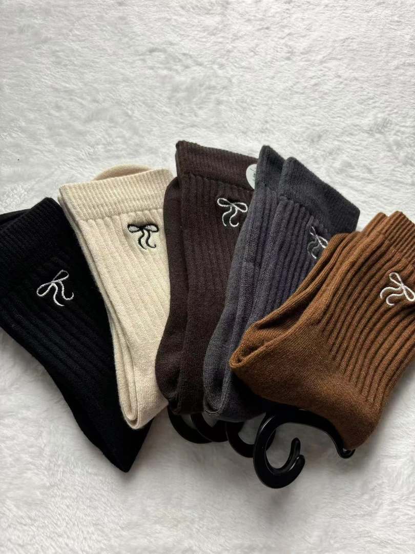 【临时链接】女士中高筒冬季保暖袜子集合