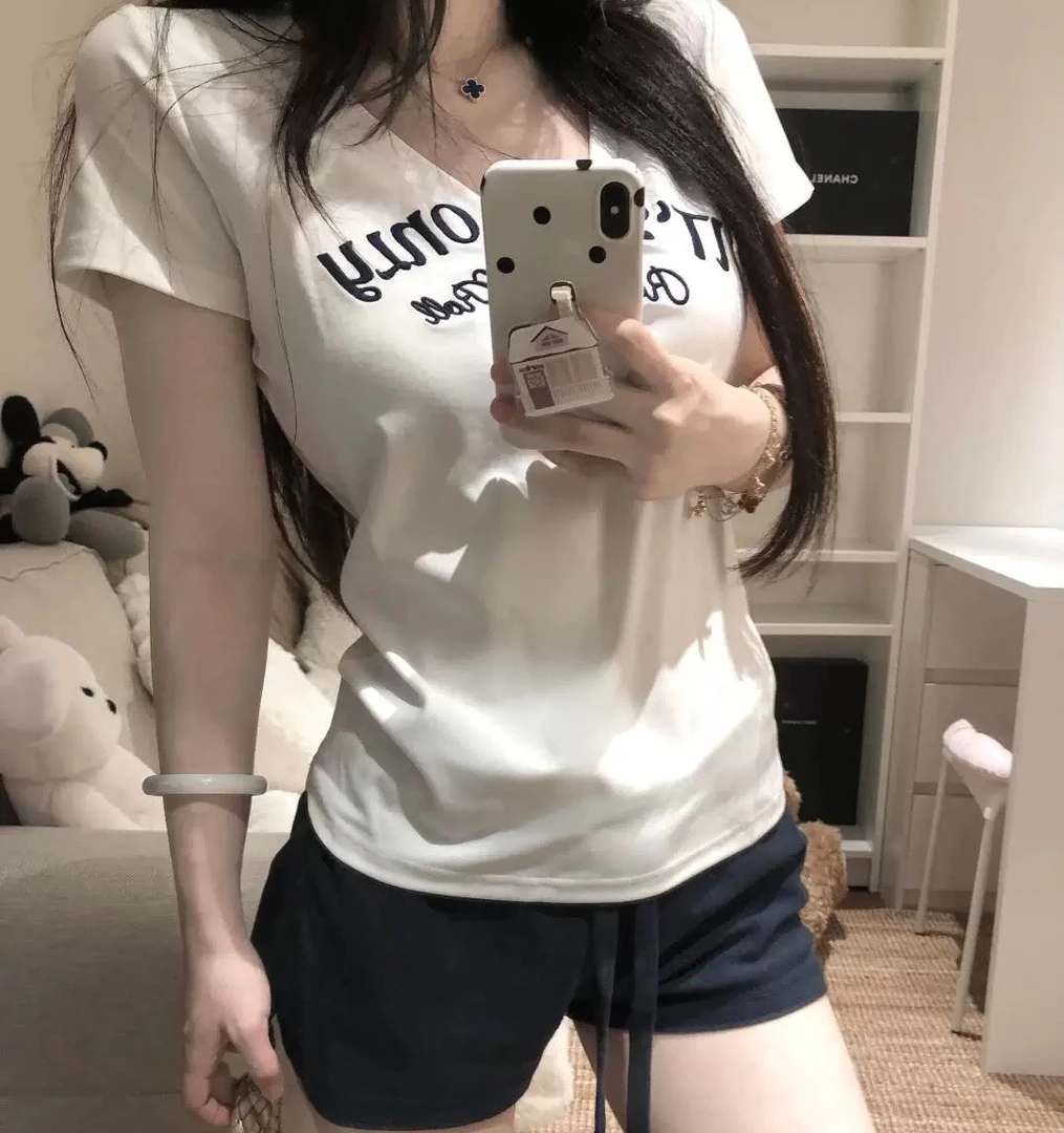 扣好直播间  气质修身上衣 裤子 裙子 以直播间为准 No退No换