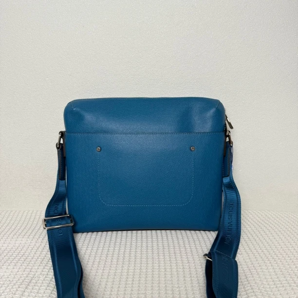 99新 LouisVuitton/路易威登 7043/闲置品时尚蓝色全皮小号单肩包