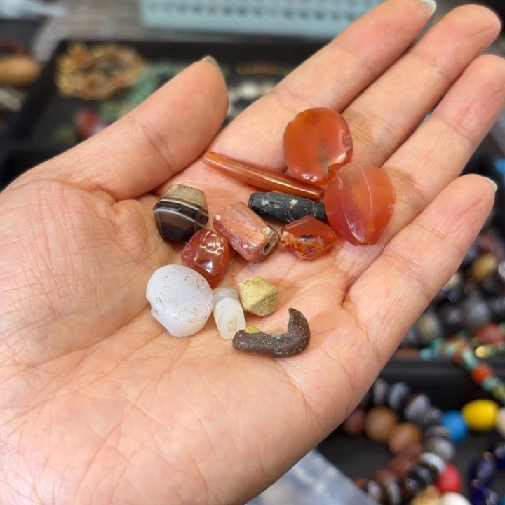 盏***颜玛瑙/玉髓未镶嵌颈饰