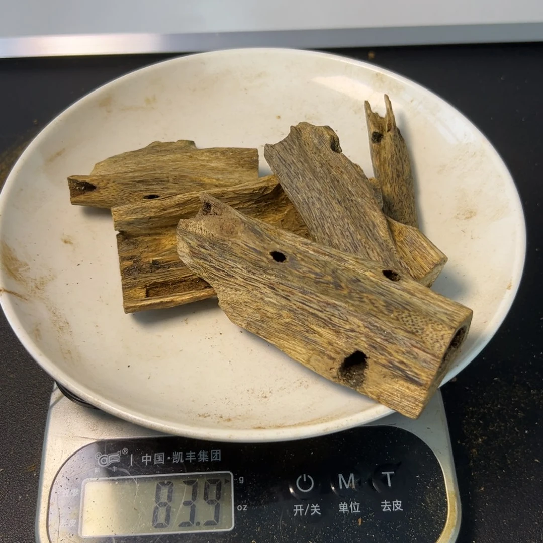 沉香碎屑沉香陆河虫眼