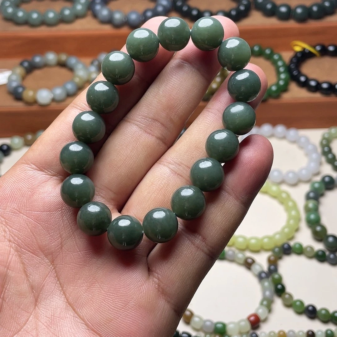 和田玉未镶嵌手串