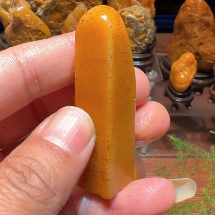 寿山石箜*宽寿山石石头