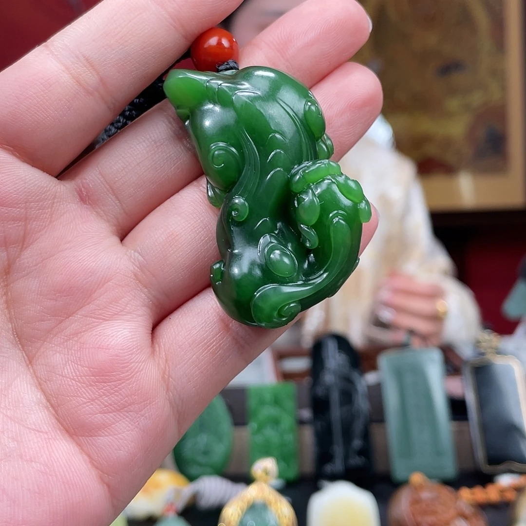 快***些和田玉未镶嵌挂件