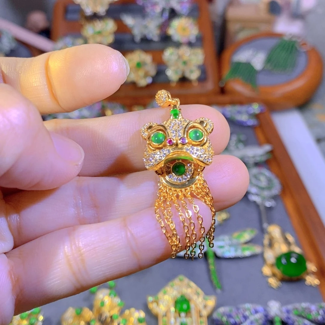 颈饰银S925镶嵌翡翠