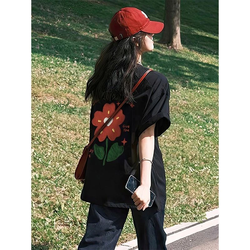 黑色正肩t恤女短袖2025新款爆款夏季纯棉宽松印花体恤小个子上衣