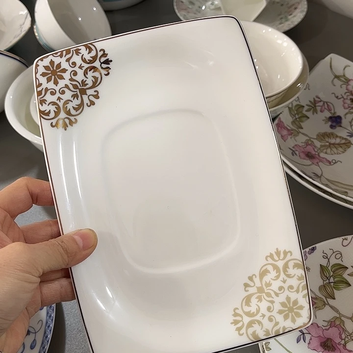瓷片微瑕骨瓷长方盘一个