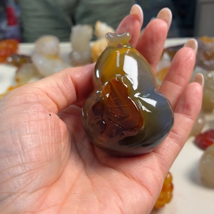 未镶嵌颈饰玛瑙/玉髓